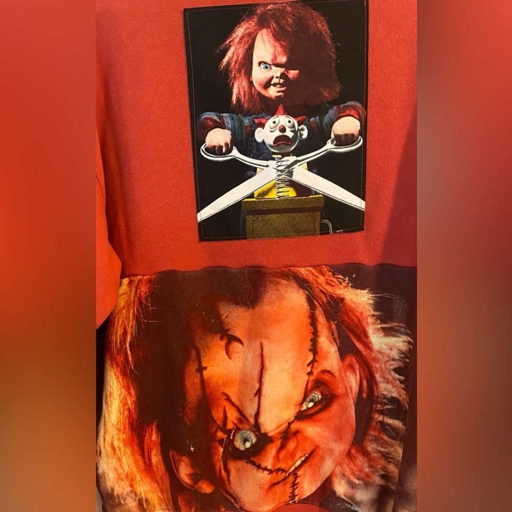 Chucky Pullover Hoodie Mens Size XS/30-32 Friends Til The End NEW - Picture 7 of 7